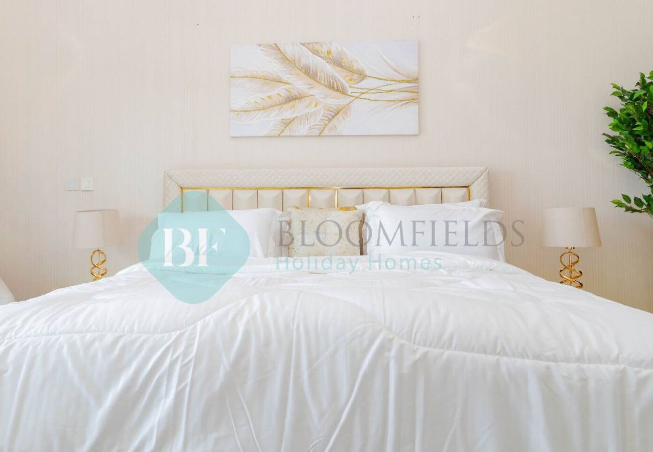 Apartment in Abu Dhabi - Bloomfields Grandeur 3BR in Wave Tower Al Reem 