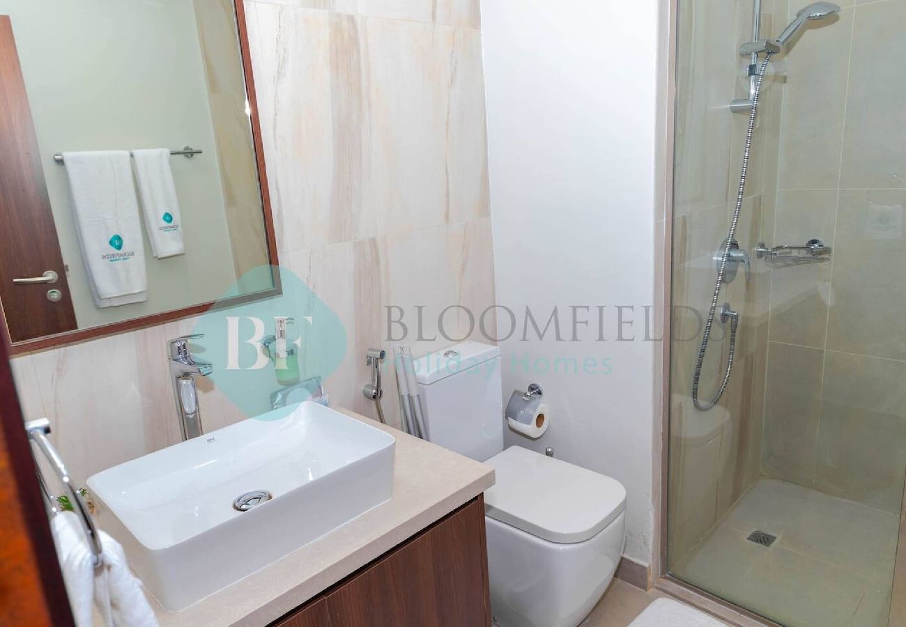 Apartment in Abu Dhabi - Bloomfields Modern 1BR in Reflections Al Reem 