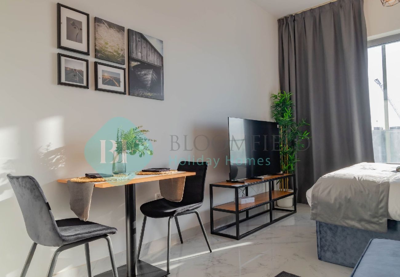 Apartment in Abu Dhabi - Bloomfields Stunning STU in Oasis Masdar City 