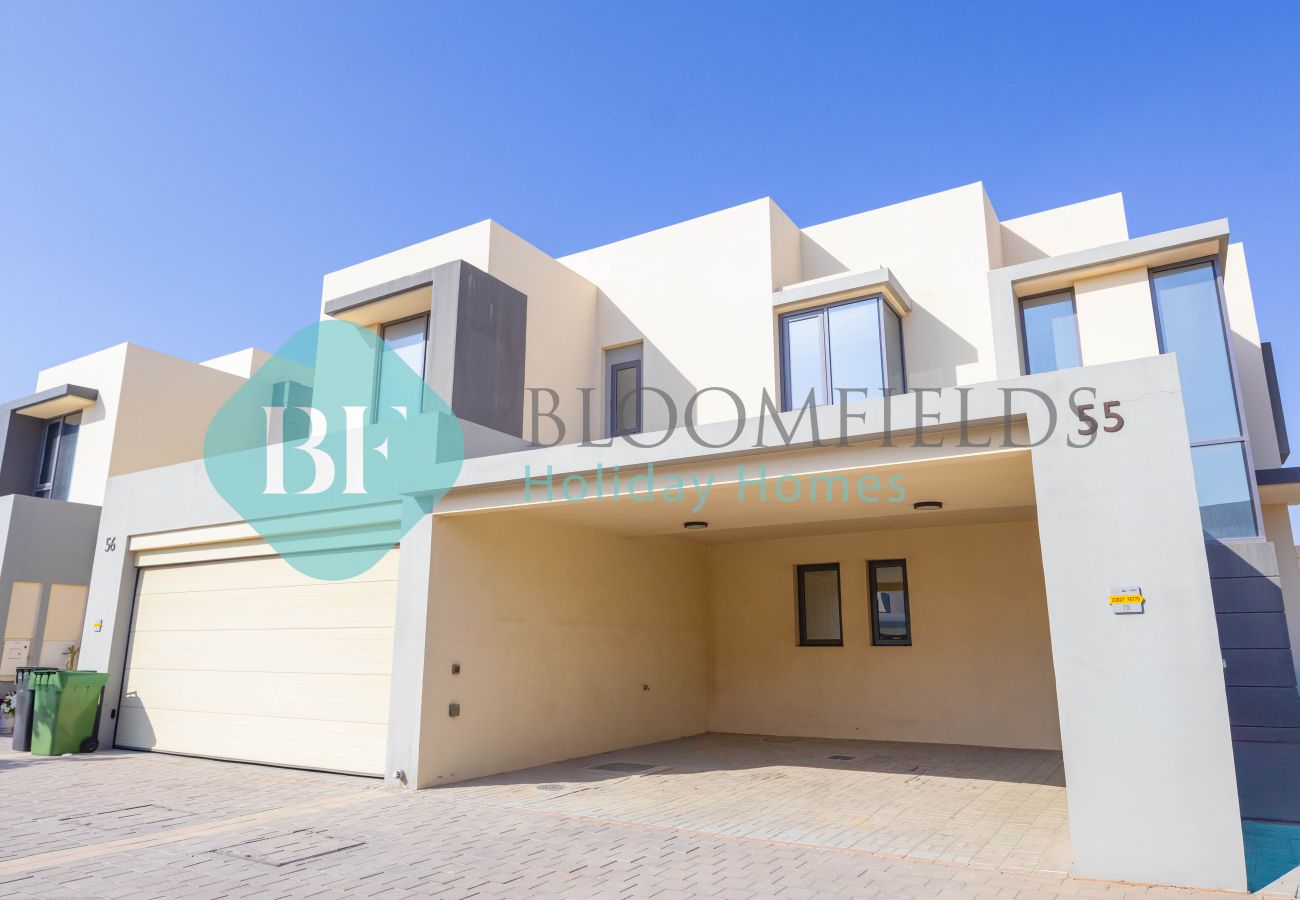 Villa in Dubai - Bloomfields Royal 4BR Villa in Maple 2 