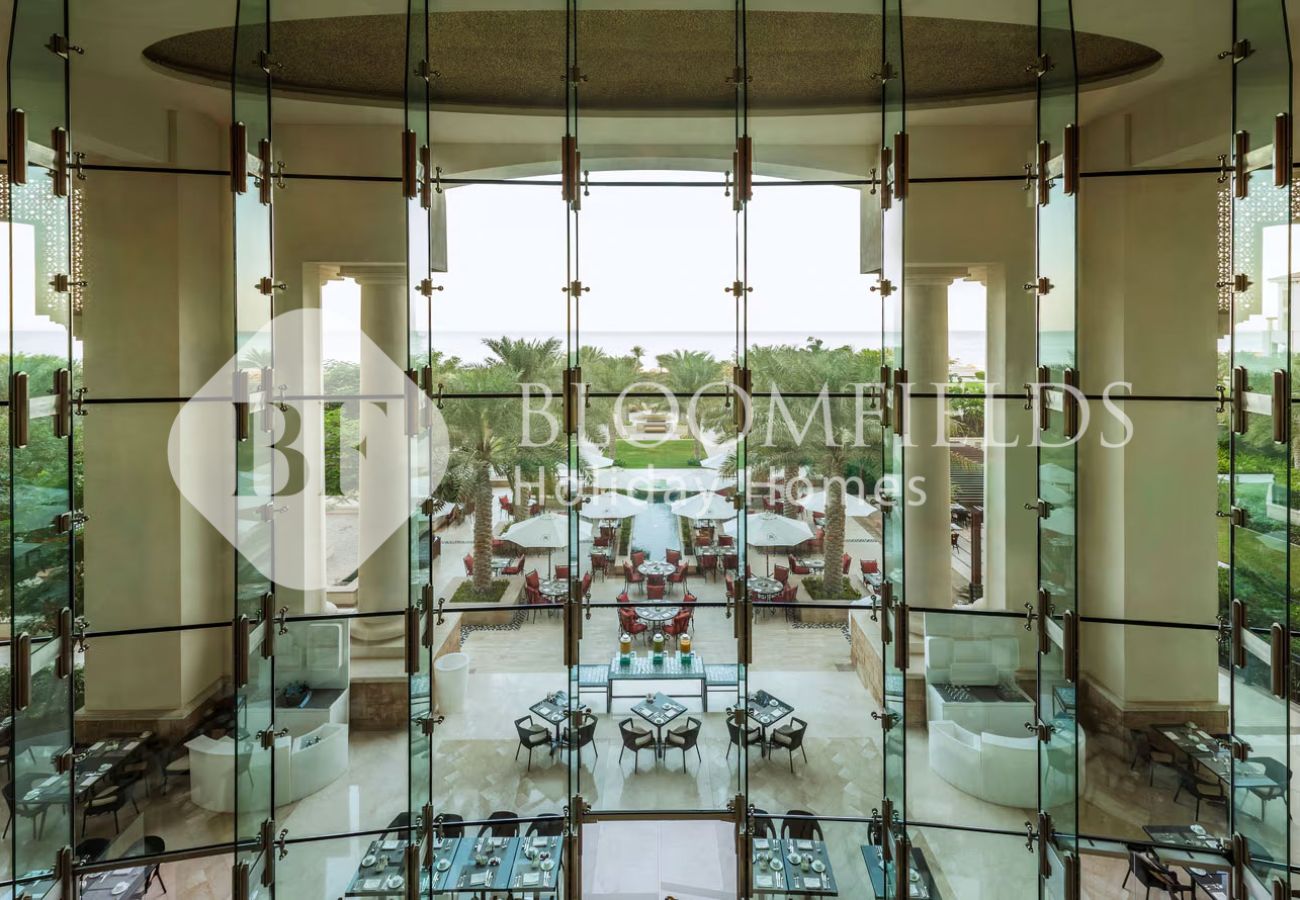 Apartment in Abu Dhabi - Bloomfields 1BR St Regis in Saadiyat