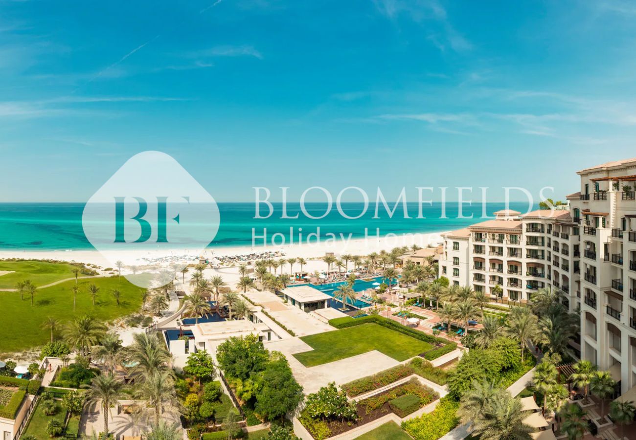 Apartment in Abu Dhabi - Bloomfields 1BR St Regis in Saadiyat