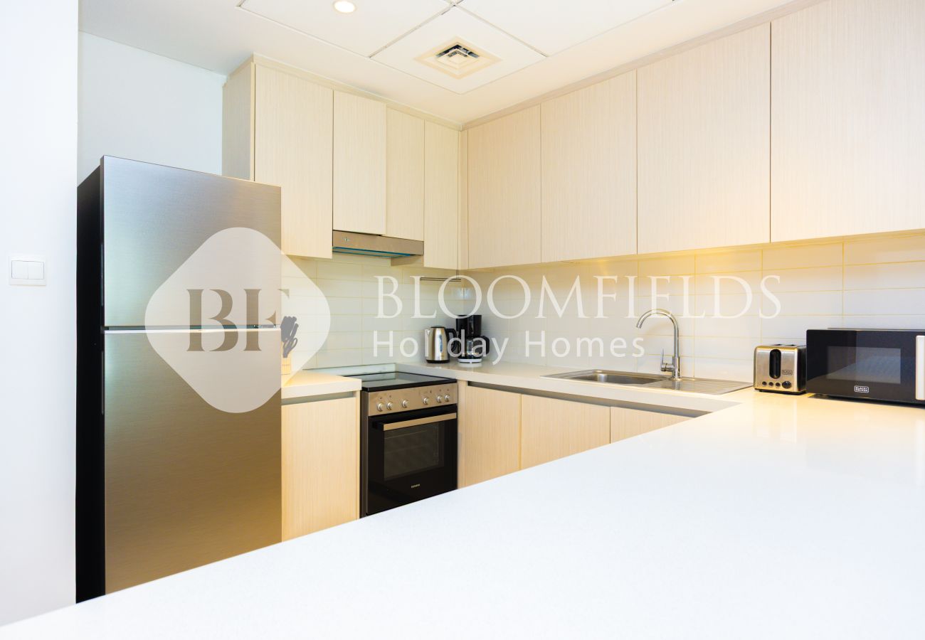 Apartment in Abu Dhabi - Bloomfields Royal 2Br Water edge