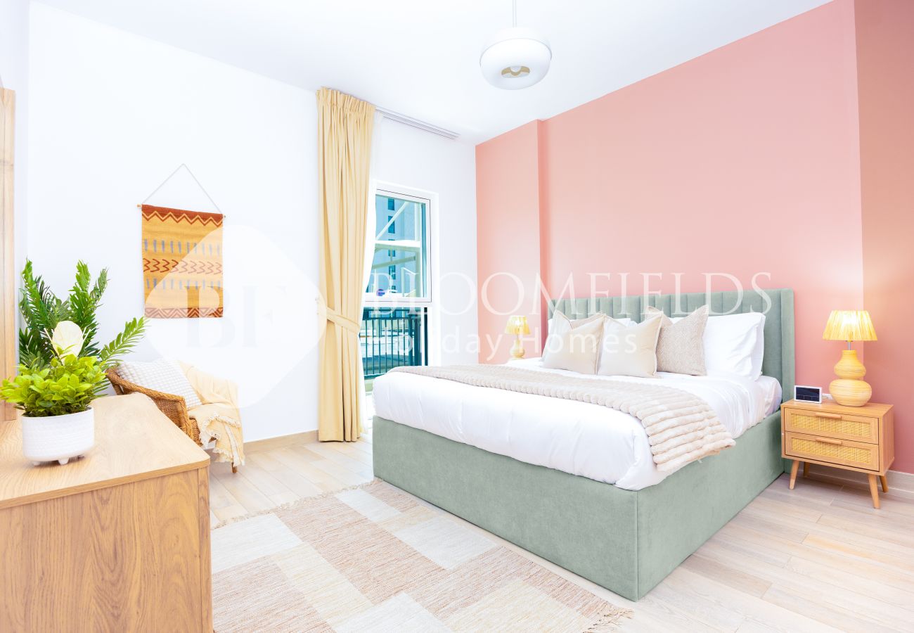 Apartment in Abu Dhabi - Bloomfields Royal 2Br Water edge