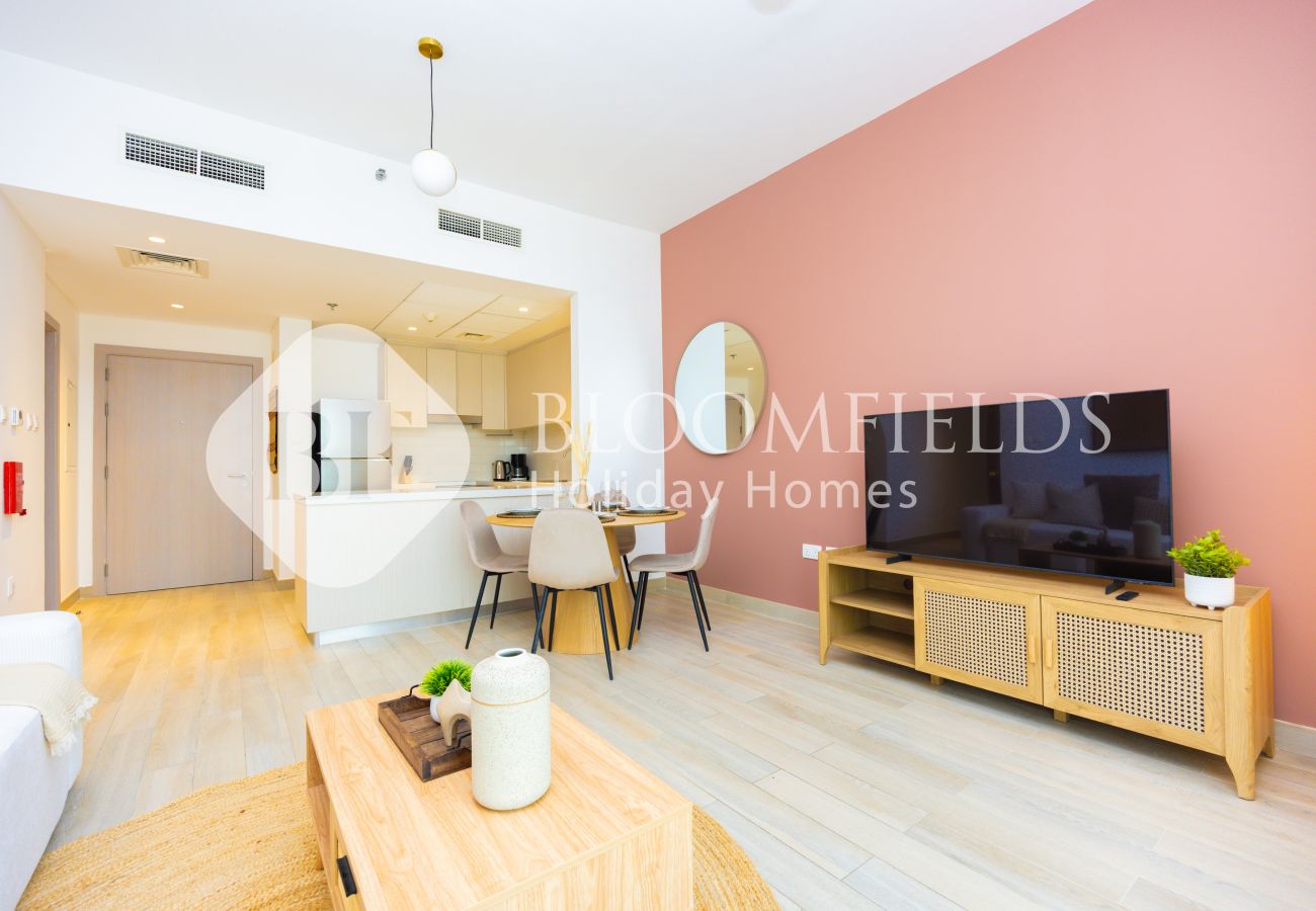 Apartment in Abu Dhabi - Bloomfields Royal 2Br Water edge