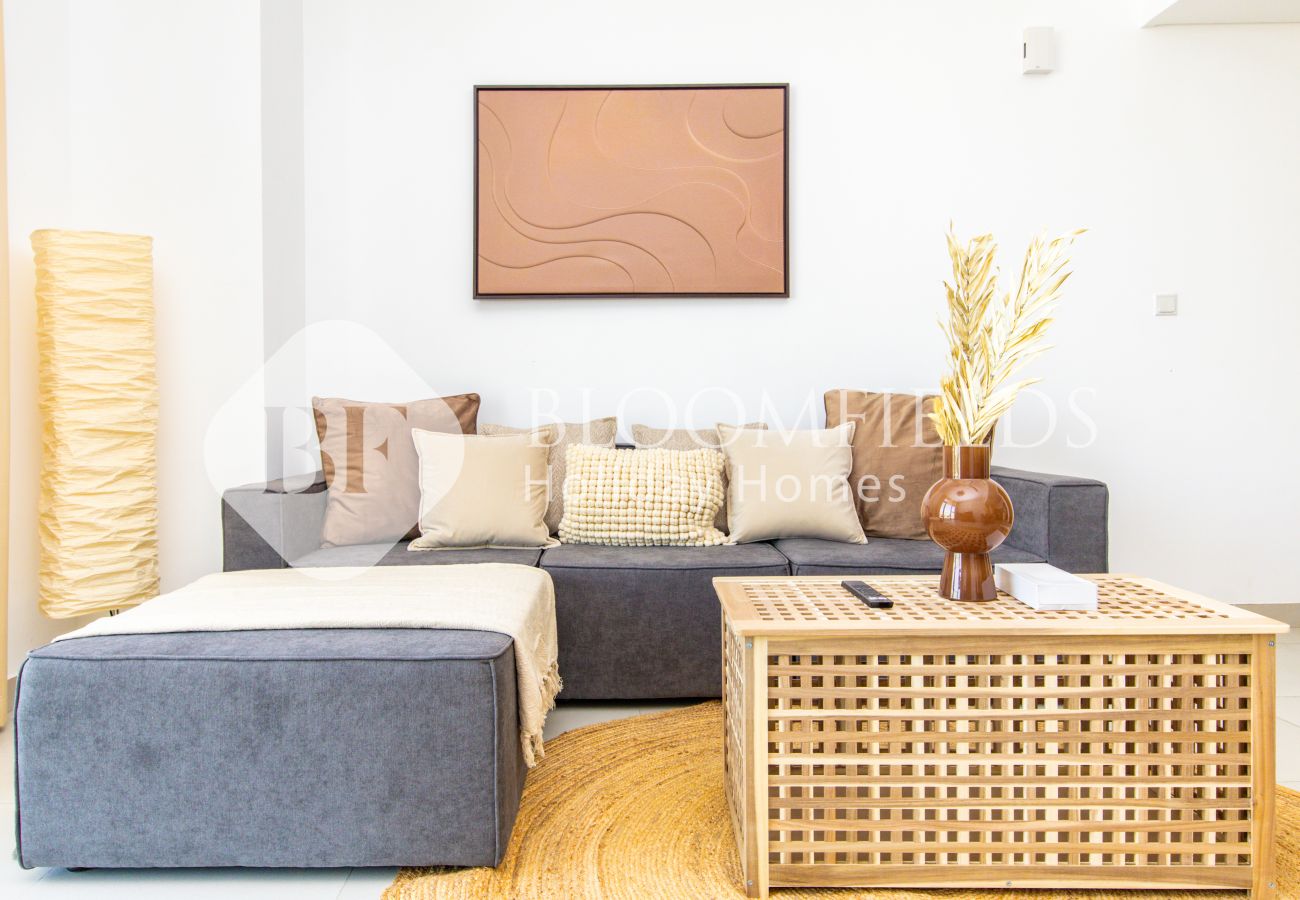 Apartment in Dubai - Bloomfields 1BR Elegant Escape The Pulse