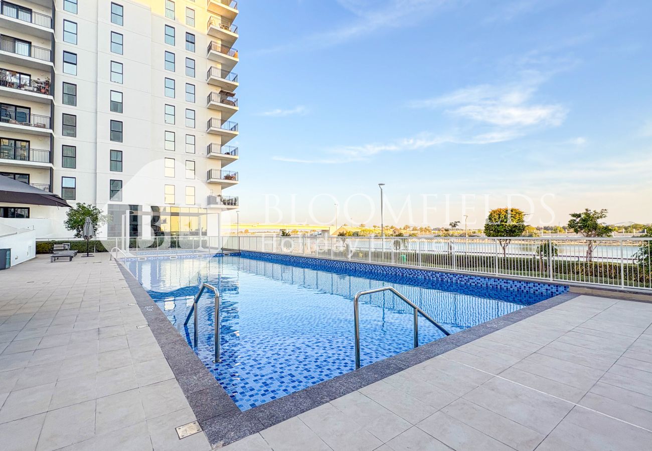 Apartment in Abu Dhabi - Bloomfields 1BR Deluxe in Water Edge