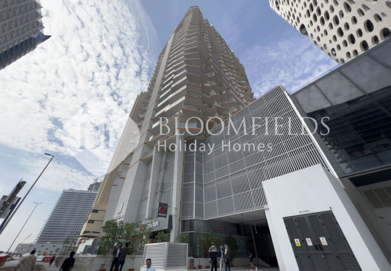 Apartment in Dubai - Bloomfields 1BR The Executive Suite Amazing Burj Khalifa View