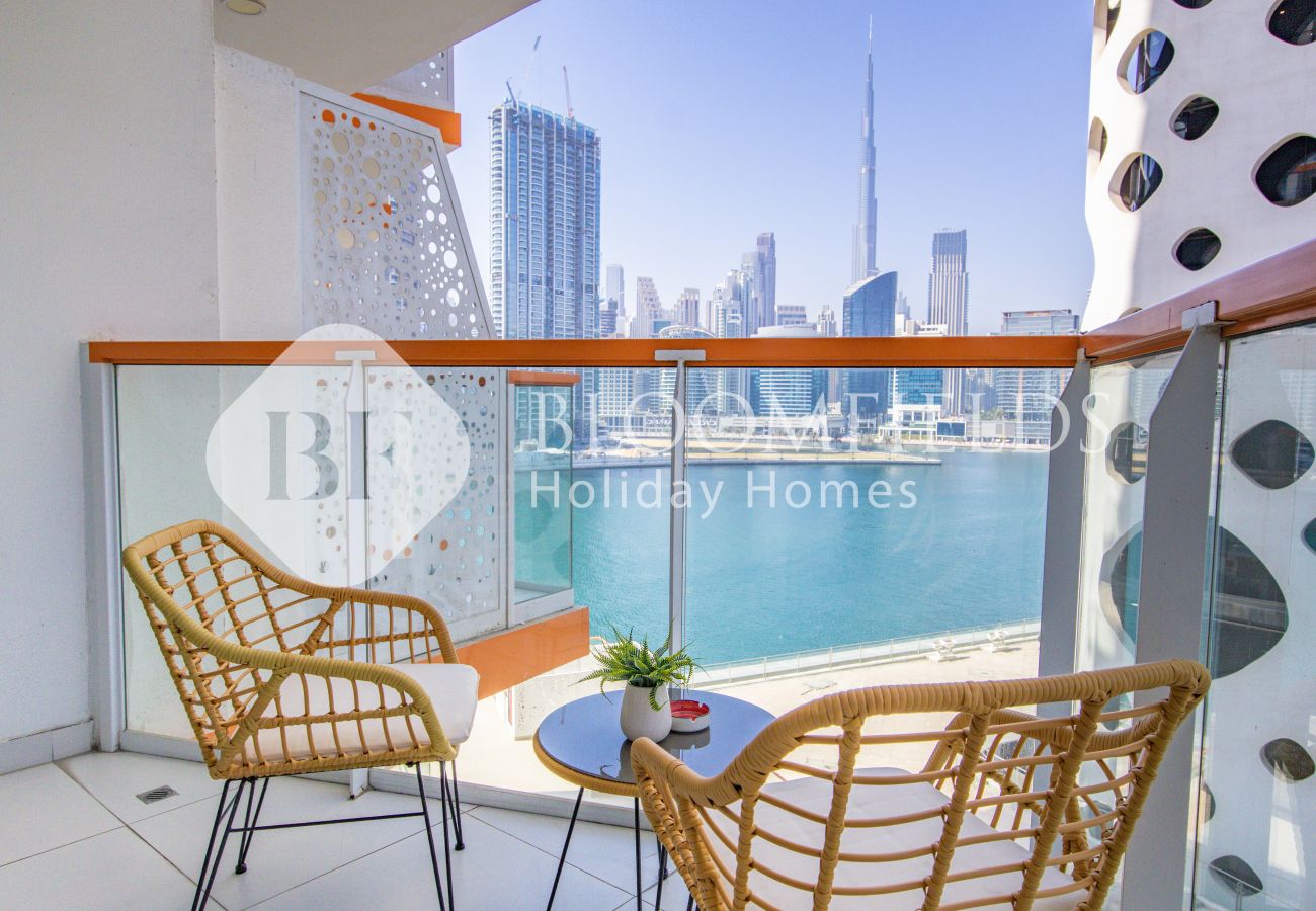 Apartment in Dubai - Bloomfields 1BR The Executive Suite Amazing Burj Khalifa View
