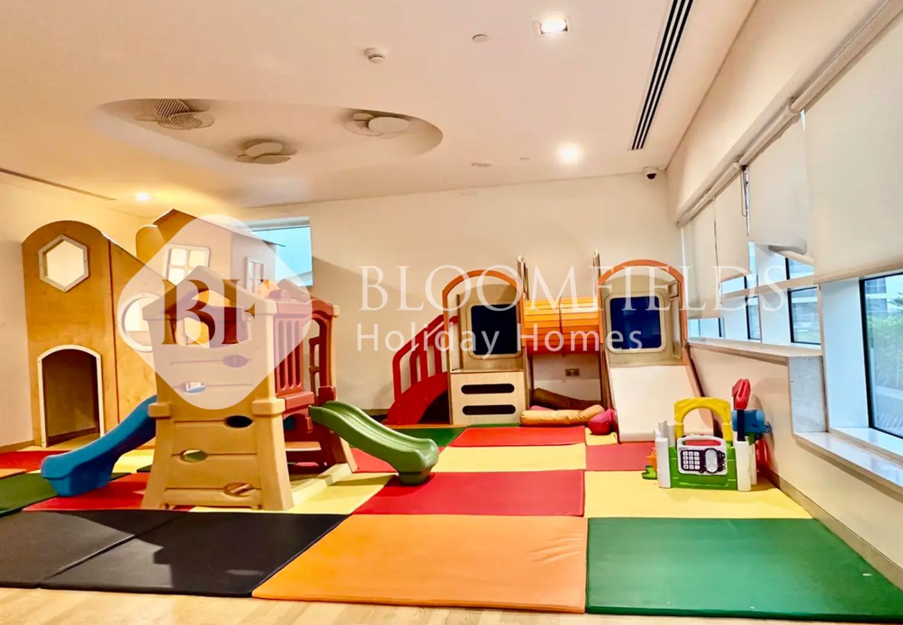Apartment in Abu Dhabi - Bloomfields Grandeur 1BR In Lamar Raha