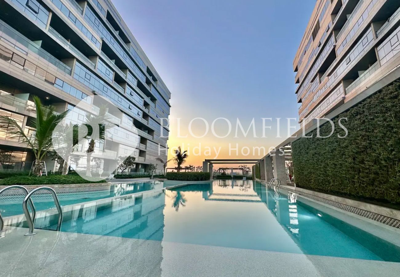 Apartment in Abu Dhabi - Bloomfields Grandeur 1BR In Lamar Raha