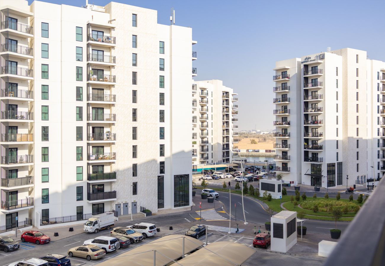 Apartment in Abu Dhabi - Bloomfields Tranquil 2BR Waters Edge