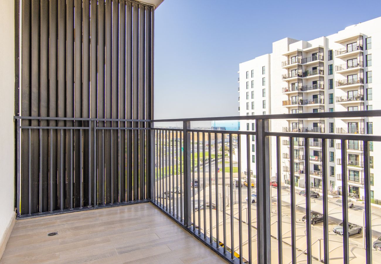 Apartment in Abu Dhabi - Bloomfields Tranquil 2BR Waters Edge