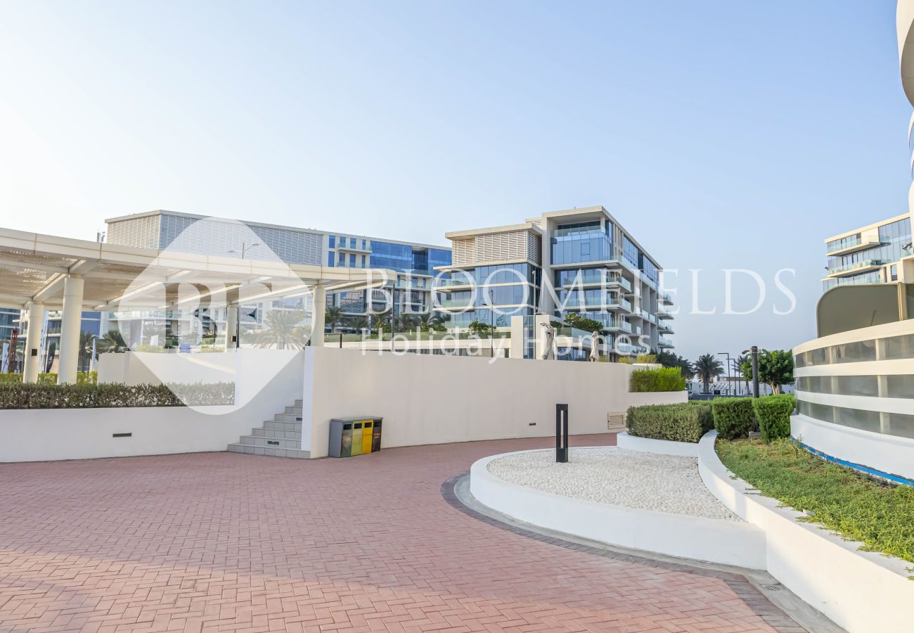 Apartment in Abu Dhabi - Bloomfields Coastal Calm 1BR Ajwan Soul Beach Access