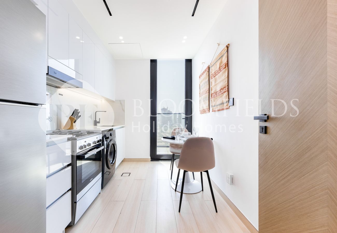 Apartment in Dubai - Bloomfields Cozy 1BR Binghatti Nova