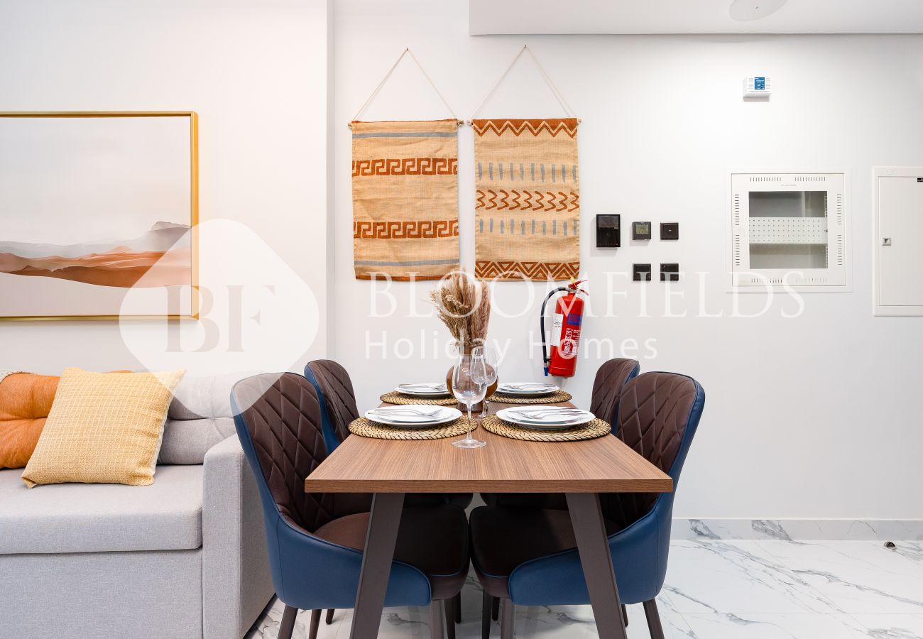 Apartment in Abu Dhabi - Bloomfields Skyline 1Br In Al Maryah Island 