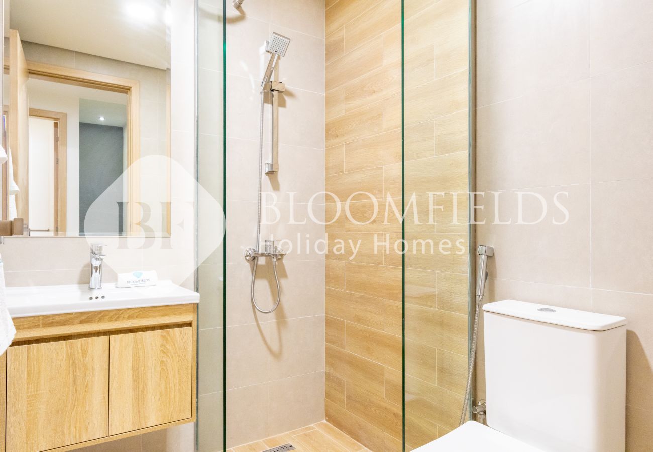 Apartment in Dubai - Bloomfields 2BR Elegant In Rukan