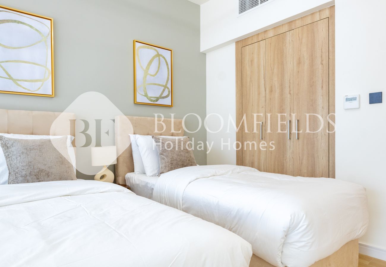 Apartment in Dubai - Bloomfields 2BR Elegant In Rukan