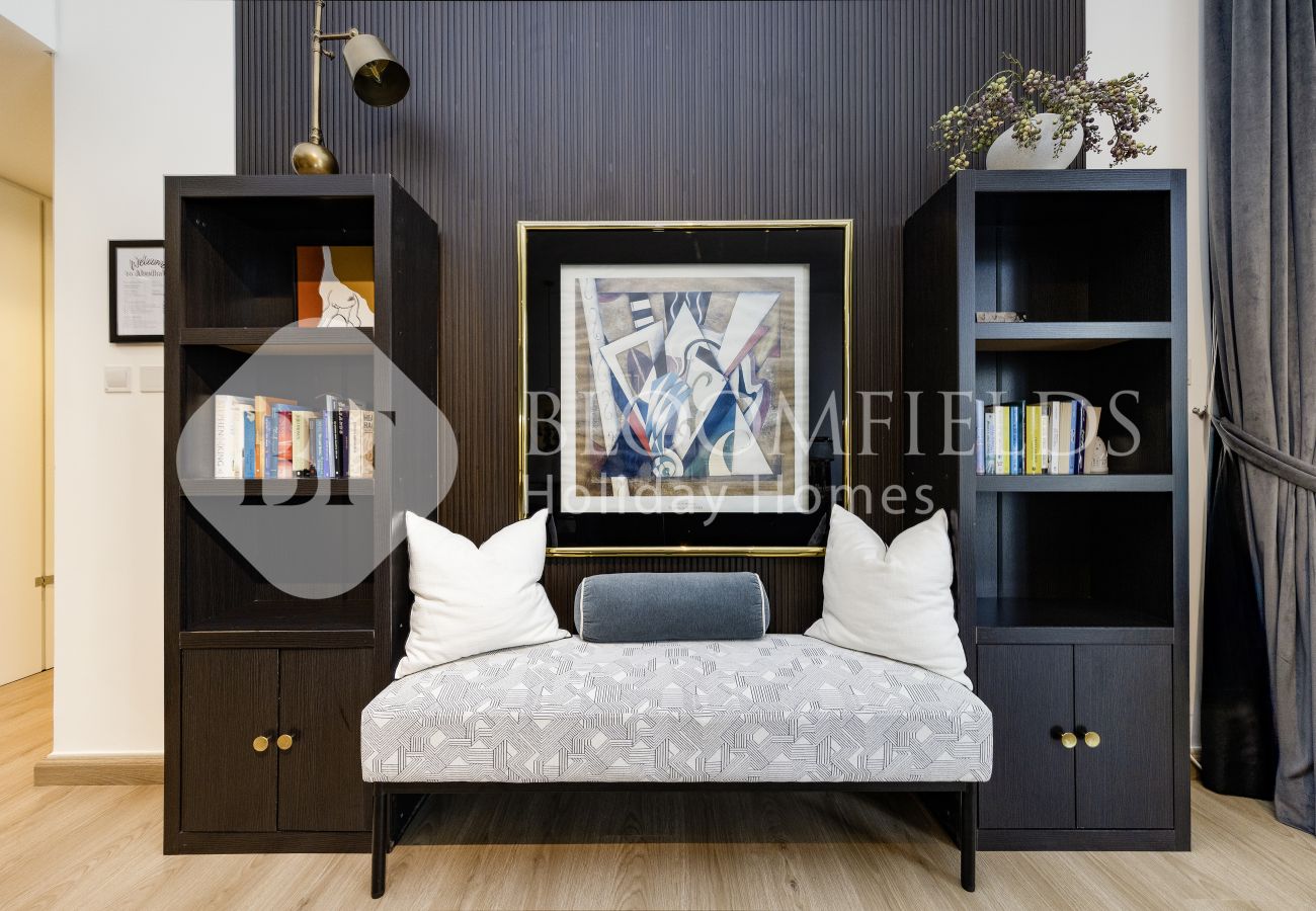 Apartment in Abu Dhabi - 1303-Bloomfields Stylish 1BR The Bridges