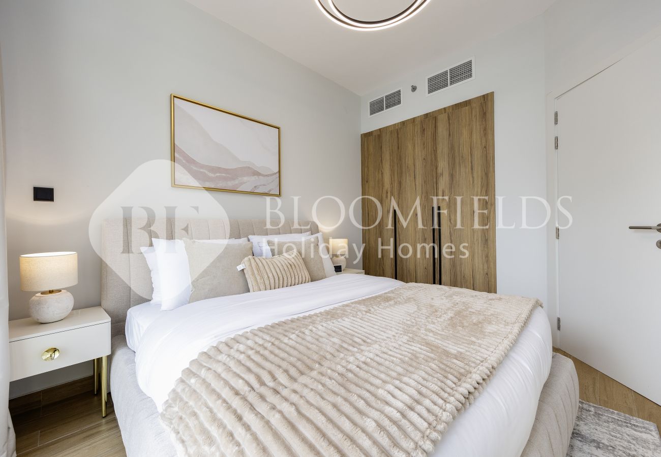Apartment in Abu Dhabi - 719-Bloomfields Stylish 1BR Canal View