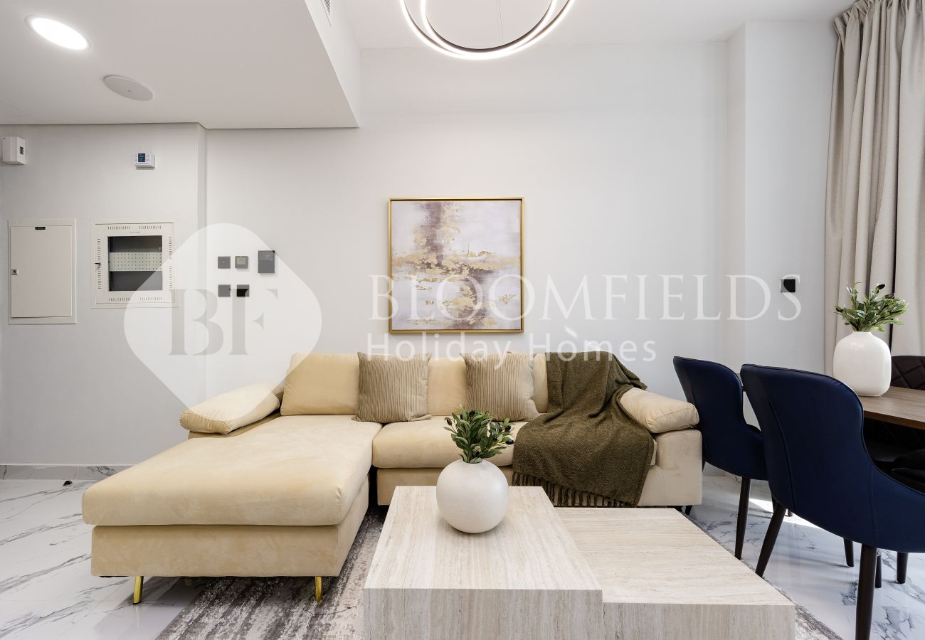Apartment in Abu Dhabi - 719-Bloomfields Stylish 1BR Canal View