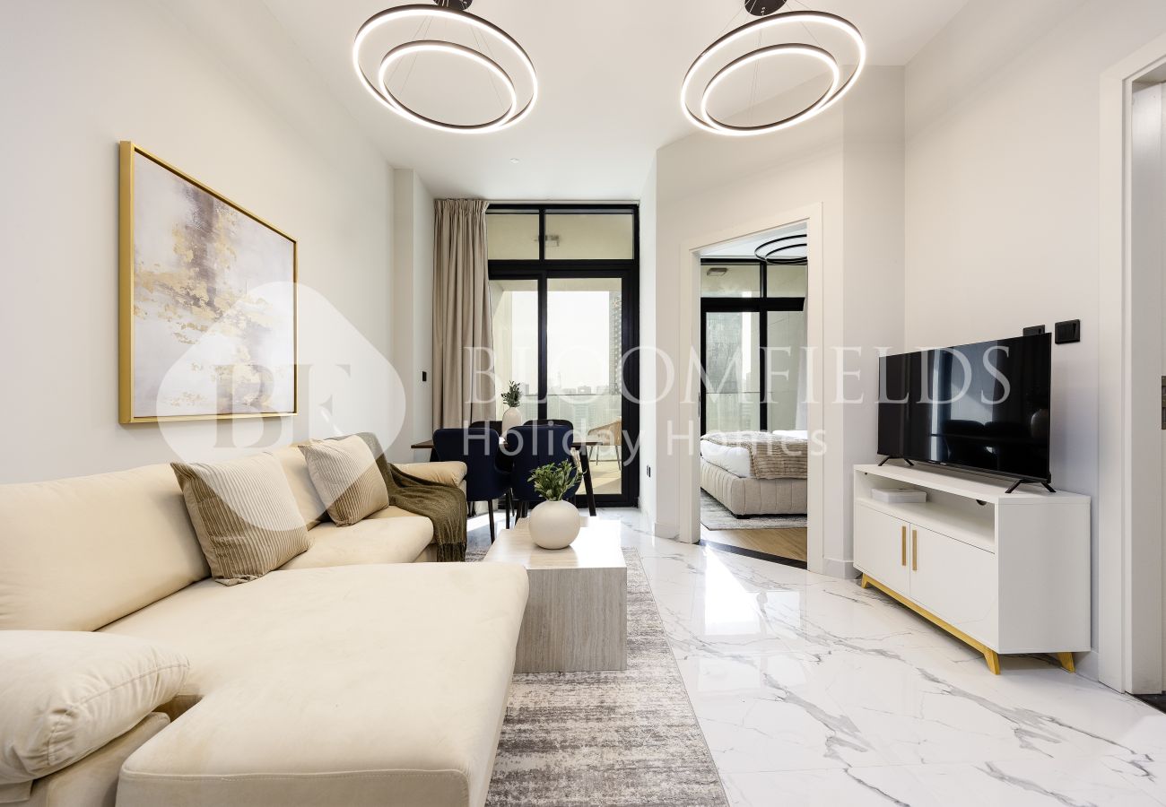 Apartment in Abu Dhabi - 719-Bloomfields Stylish 1BR Canal View