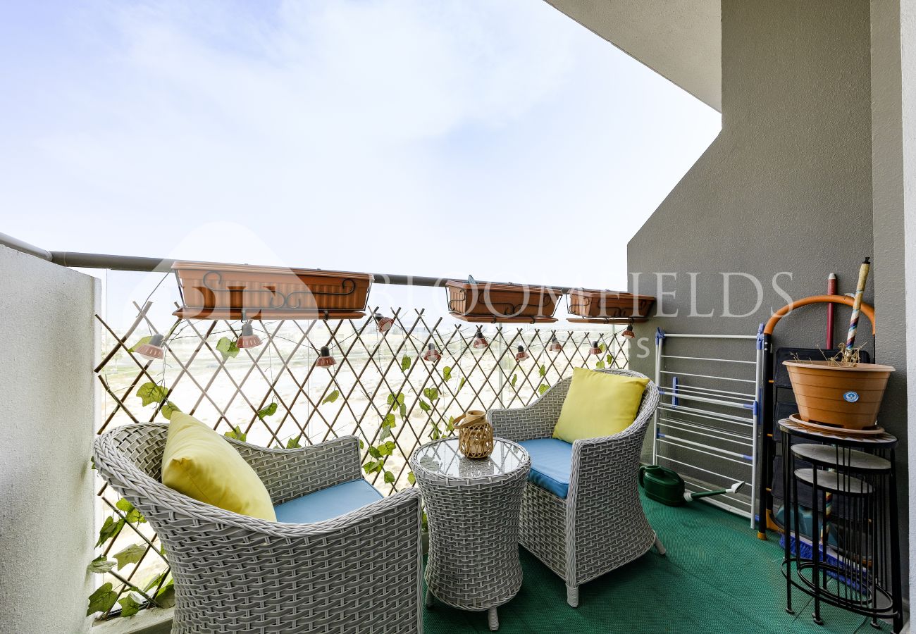 Studio in Dubai - Bloomfields Stylish STU Laya Heights