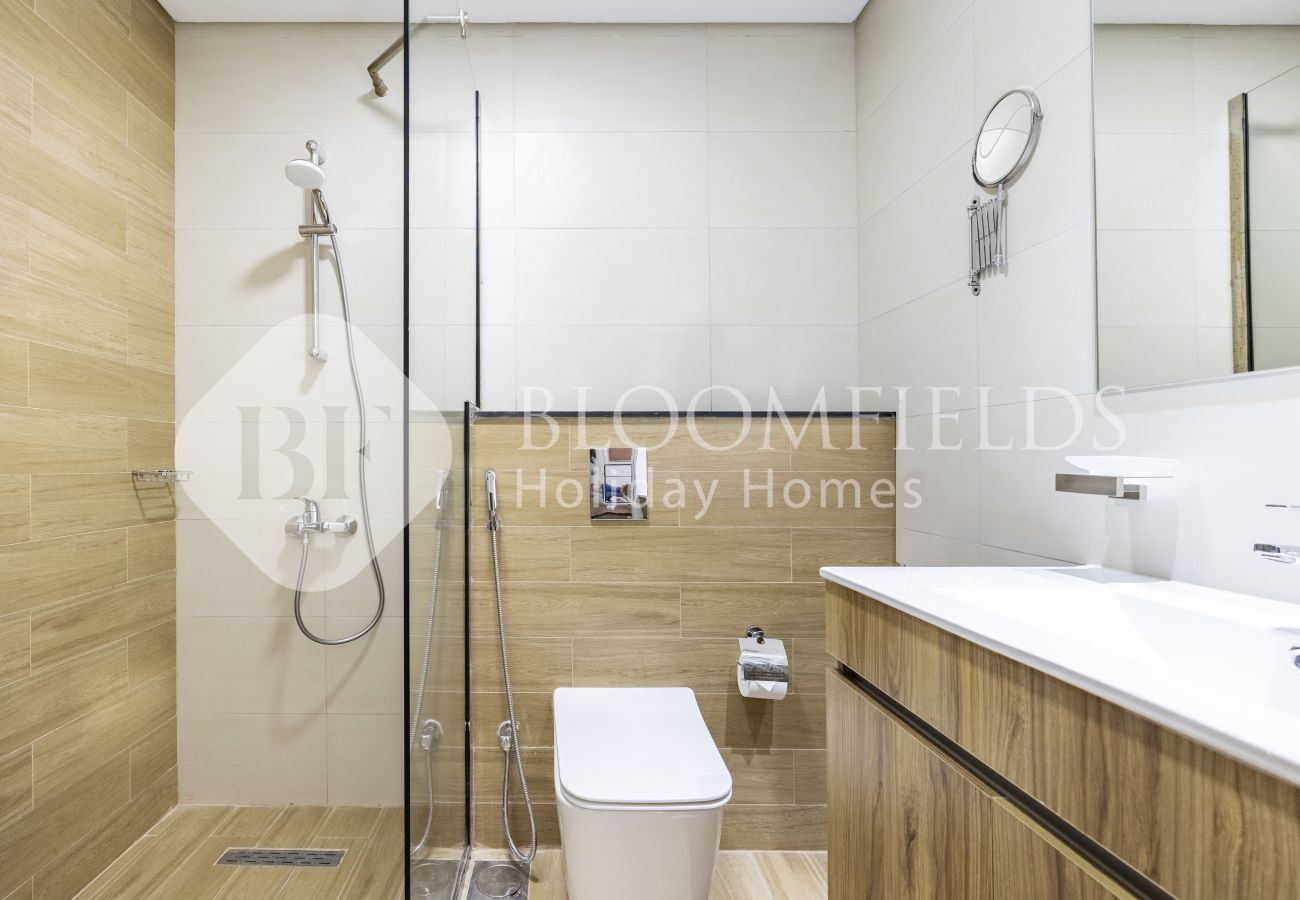Apartment in Abu Dhabi - Bloomfields Canal View 1BR Al Maryah Island