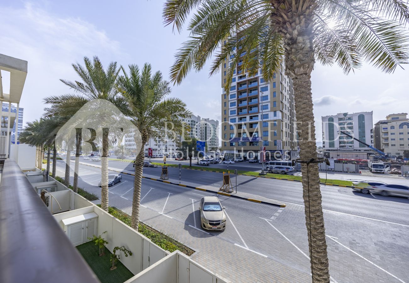 Villa in Fujairah - Bloomfields 2BR Iconic Villa With Beach Access