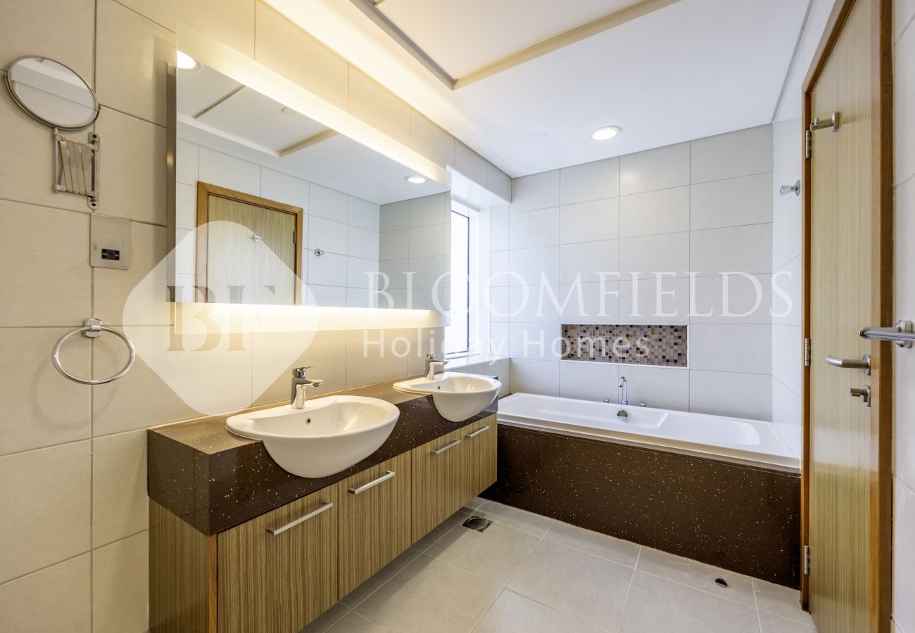 Apartment in Abu Dhabi - Bloomfields Spacious 2BR in Lamar Raha