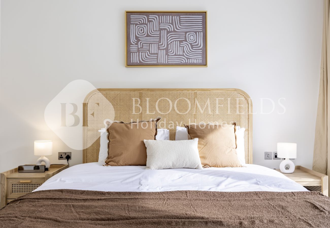 Apartment in Abu Dhabi - Bloomfields Spacious 2BR in Lamar Raha