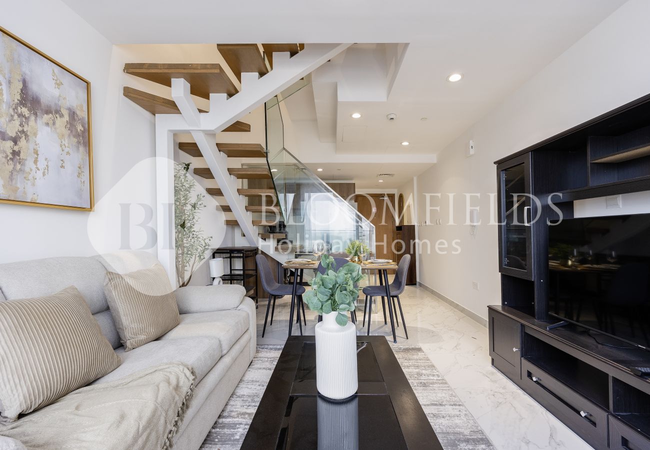 Apartment in Abu Dhabi - Bloomfileds Memorable 2BR Duplex Masdar City