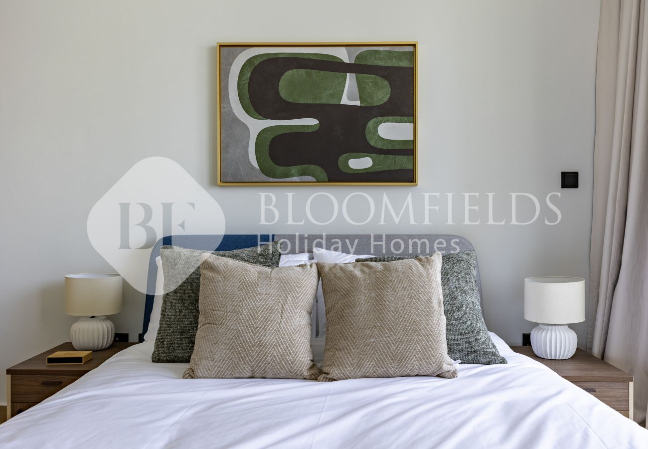 Apartment in Abu Dhabi - Bloomfields Serenity 1BR Al Maryah Island 