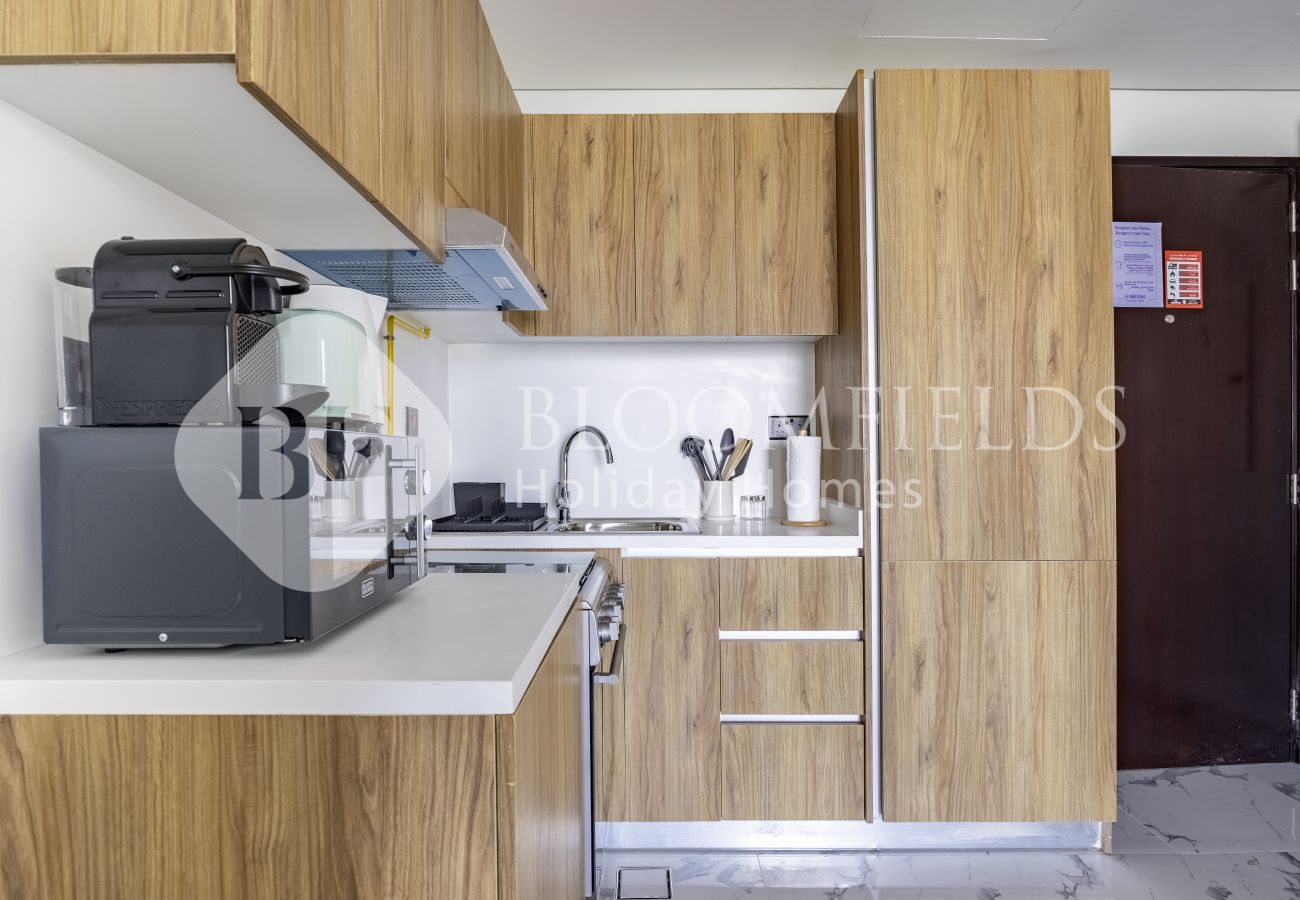 Apartment in Abu Dhabi - Bloomfields Vista Elegance 1Br Al Maryah 