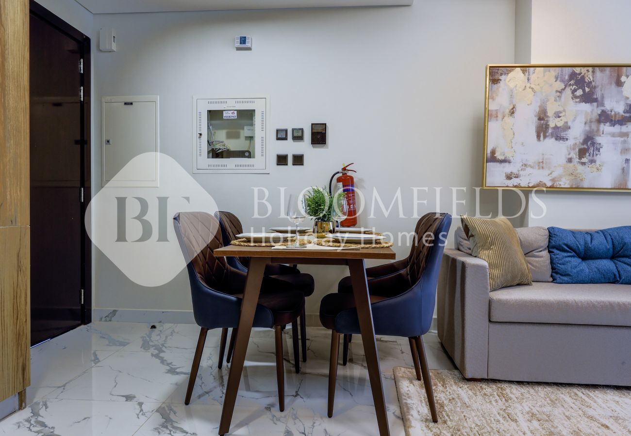 Apartment in Abu Dhabi - Bloonmfileds Fabiouluxe 1BR Al Maryah Island