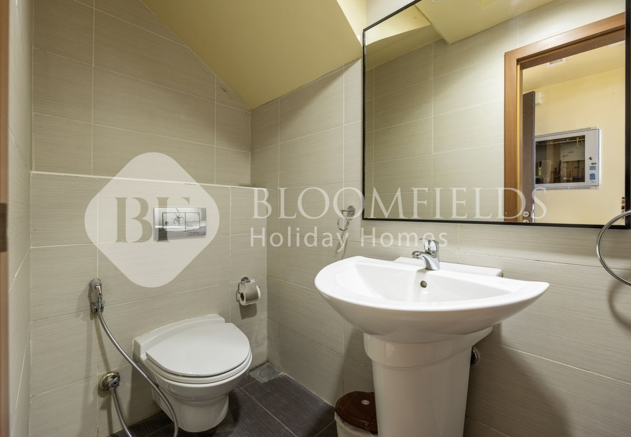 Apartment in Fujairah - Bloomfields Luxurious 2BR+Maid's Room 