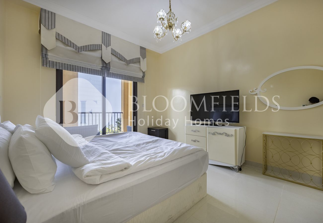 Apartment in Fujairah - Bloomfields Luxurious 2BR+Maid's Room 