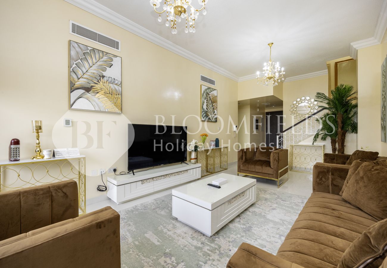 Apartment in Fujairah - Bloomfields Luxurious 2BR+Maid's Room 
