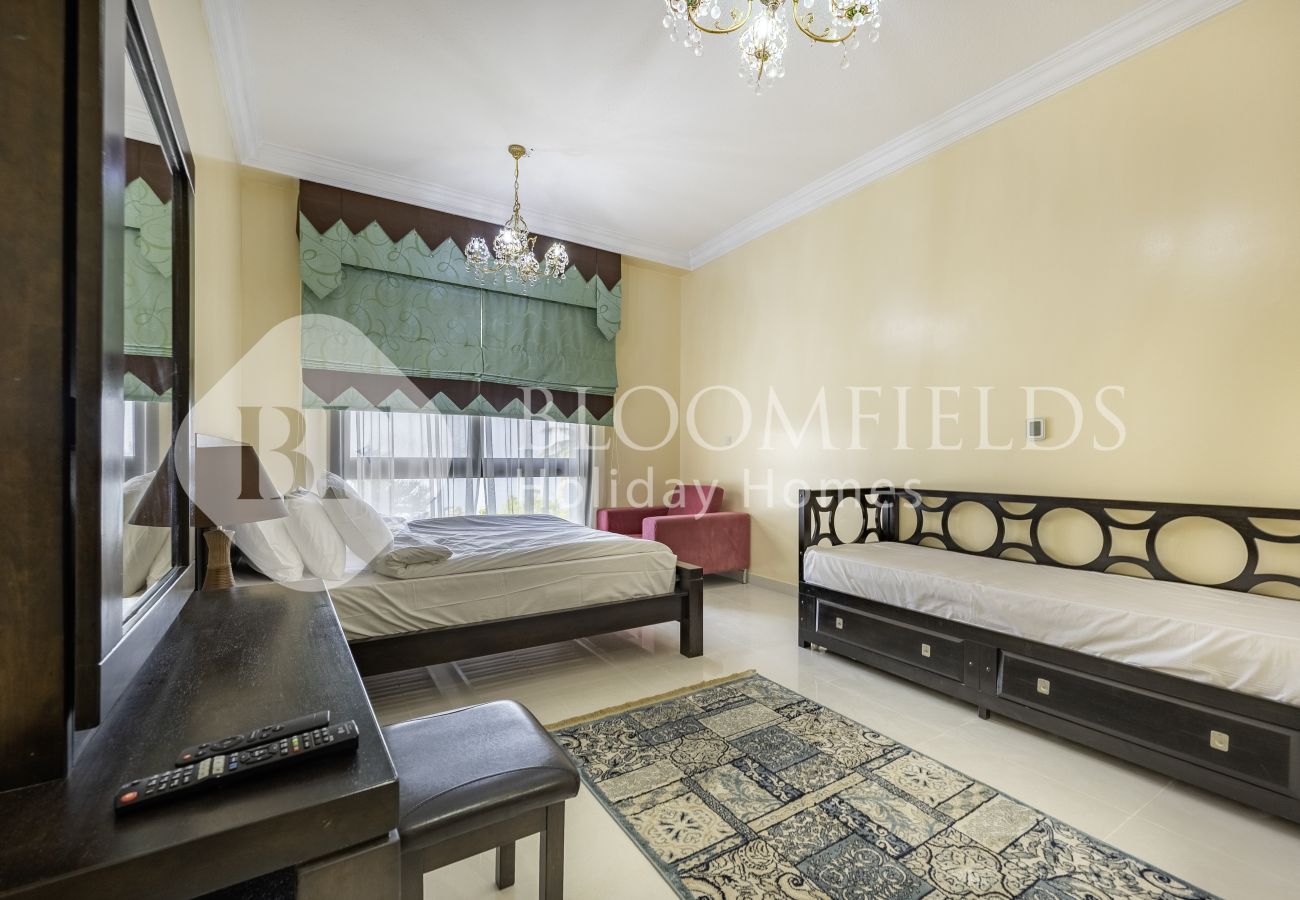 Apartment in Fujairah - Bloomfields Luxurious 2BR+Maid's Room 