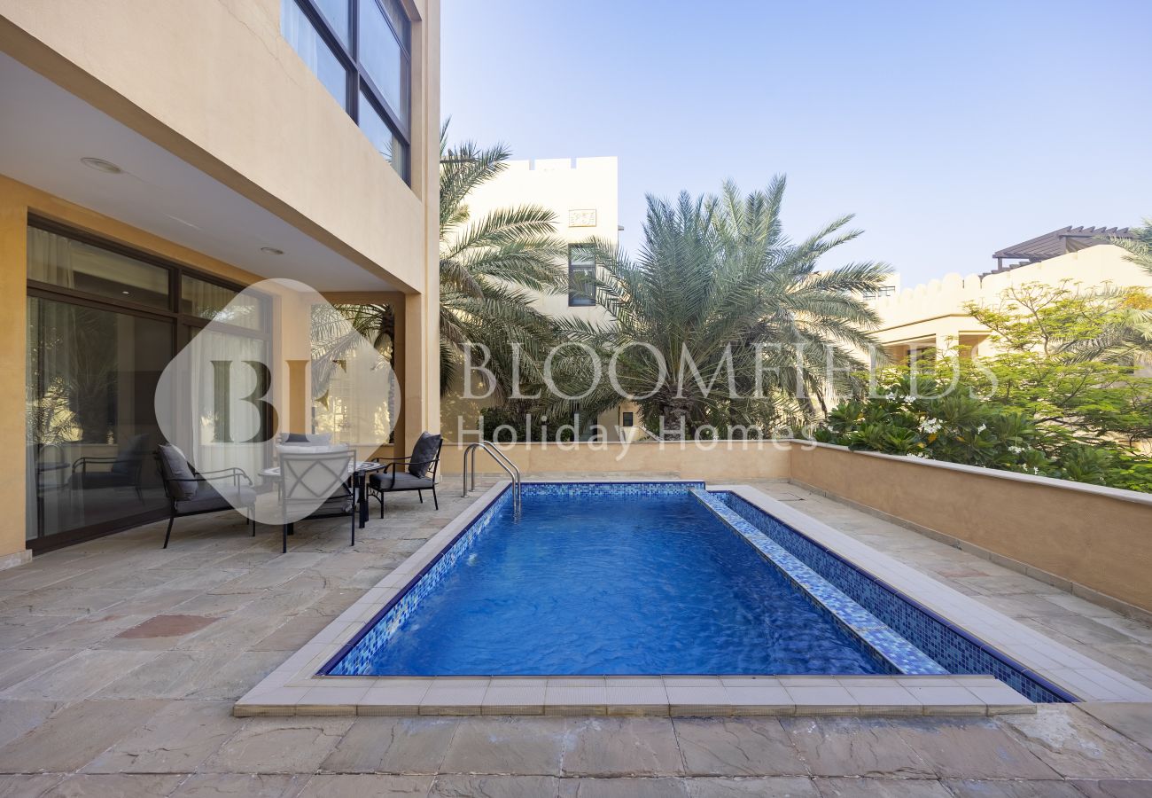 Villa in Fujairah - Bloomfields 3Br Iconic Villa Mina Al Fajer