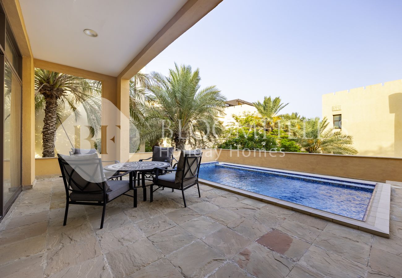 Villa in Fujairah - Bloomfields 3Br Iconic Villa Mina Al Fajer