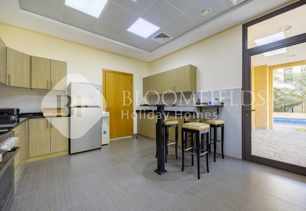 Villa in Fujairah - Bloomfields 3Br Iconic Villa Mina Al Fajer