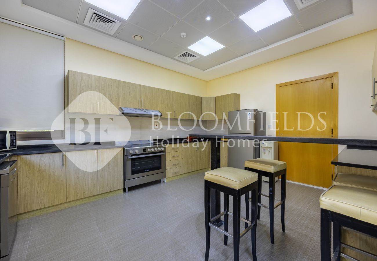 Villa in Fujairah - Bloomfields 3Br Iconic Villa Mina Al Fajer