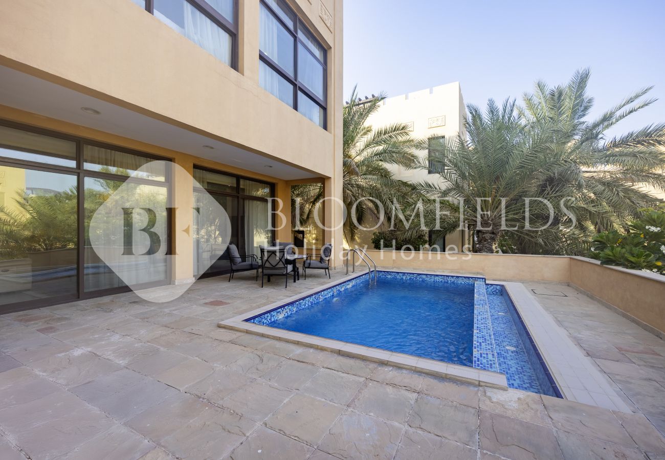 Villa in Fujairah - Bloomfields 3Br Iconic Villa Mina Al Fajer