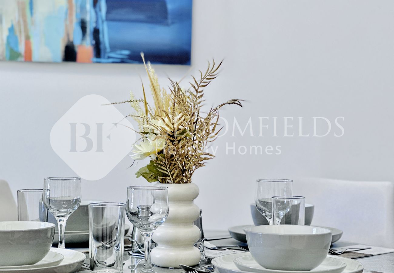 Apartment in Abu Dhabi - Bloomfields Spacious 1Br Ansam 