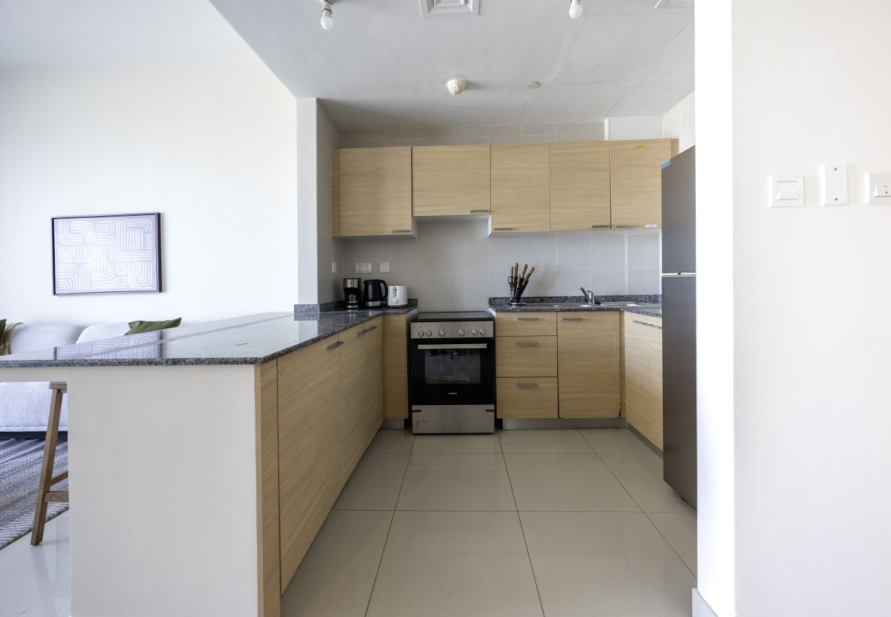 Apartment in Abu Dhabi - Bloomfields Stylish 1BR Marina Bay 