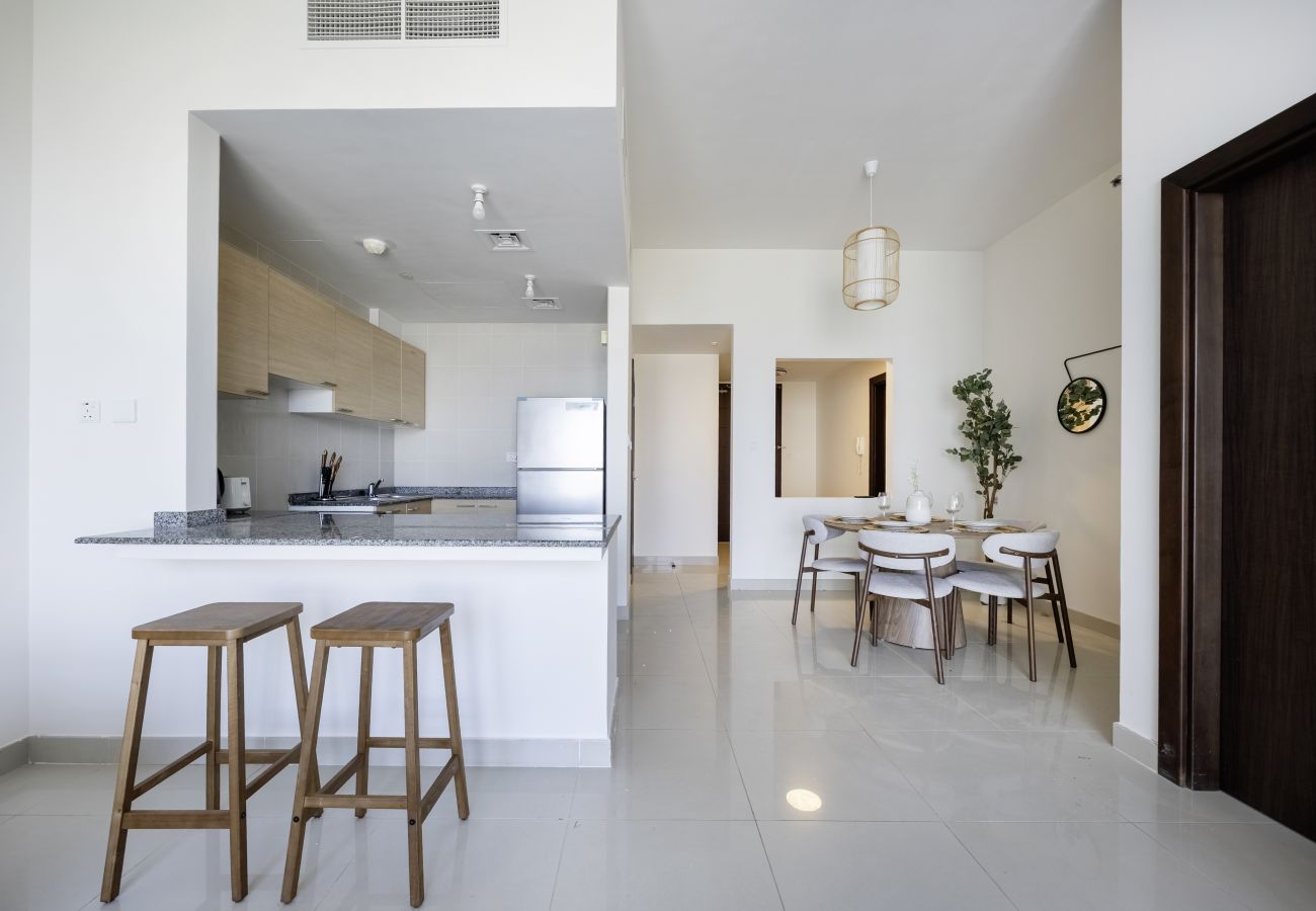 Apartment in Abu Dhabi - Bloomfields Stylish 1BR Marina Bay 