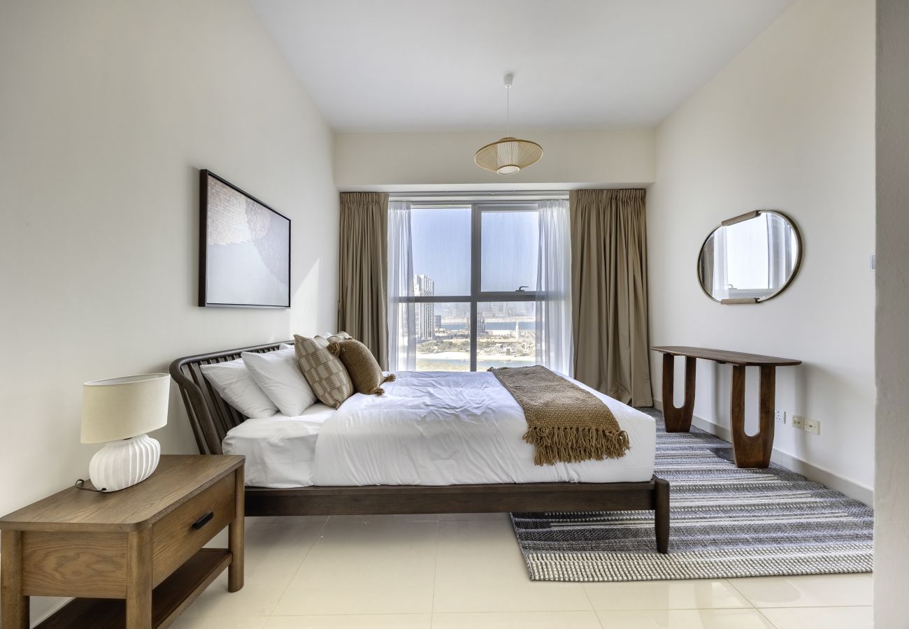 Apartment in Abu Dhabi - Bloomfields Stylish 1BR Marina Bay 