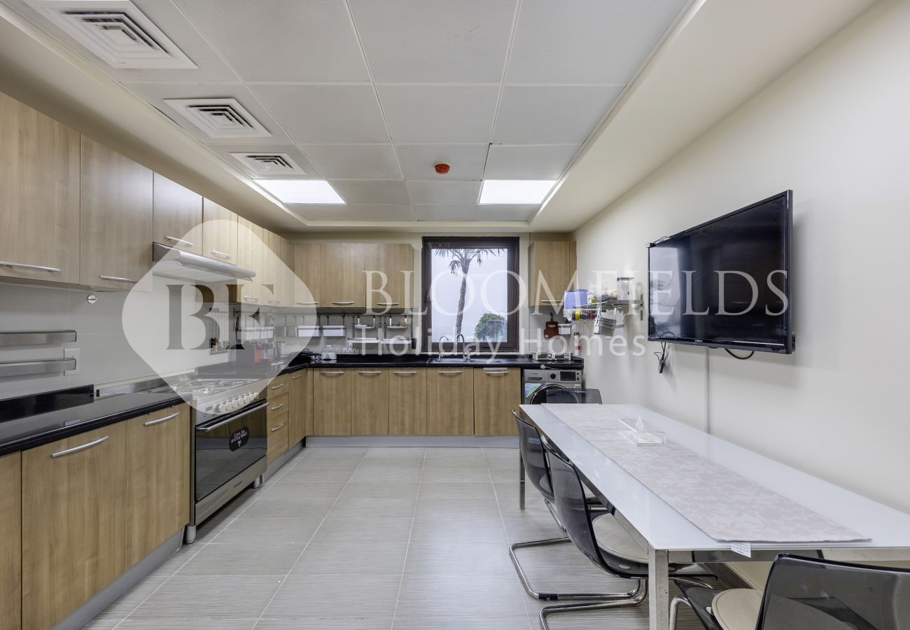 Apartment in Fujairah - Bloomfields Deluxe 2BR+Maid Townhouse Mina