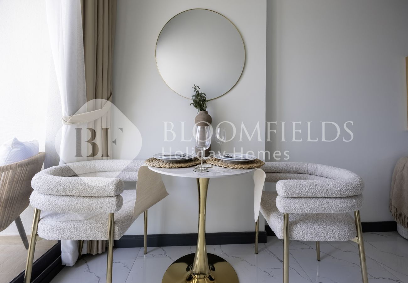 Terraced House in Dubai - Bloomfields Cozy 1BR In Rukan